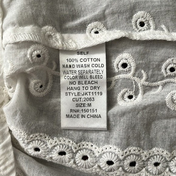 Ganji White Bohemian Lace Halter Style Tank Top, Size Medium, w/ Bow, Sheer - Picture 10 of 11